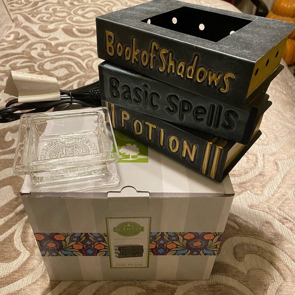 Under my Spell warmer.